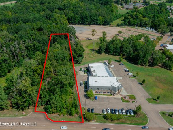 Highland Colony Parkway, Madison, MS 39110