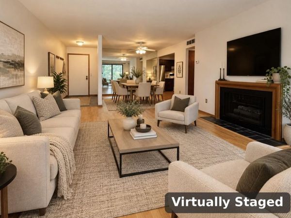 3120 Creek View Drive, Unit 1, Middleton, WI 53572