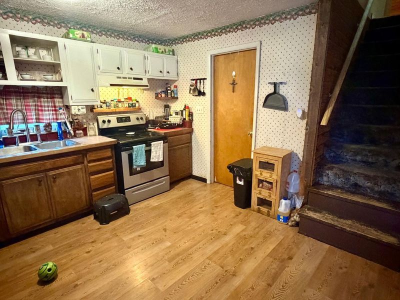 102 Vine Street E, Edison, OH 43320 Photo 16