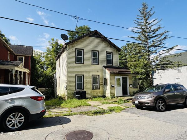 97 Grove Street, Amsterdam, NY 12010