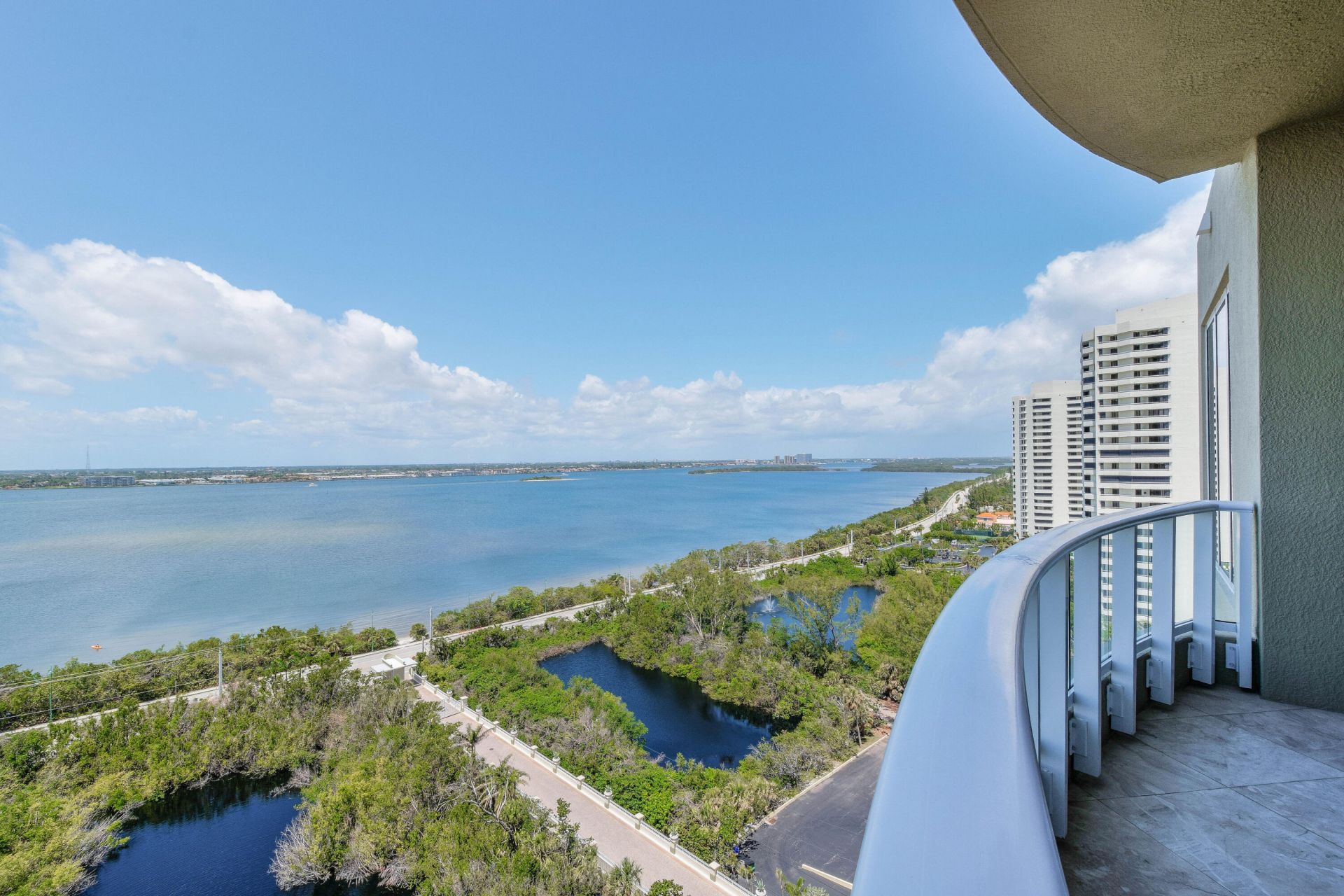 5050 N Ocean Drive, Unit 1503, Singer Island, FL 33404 Photo