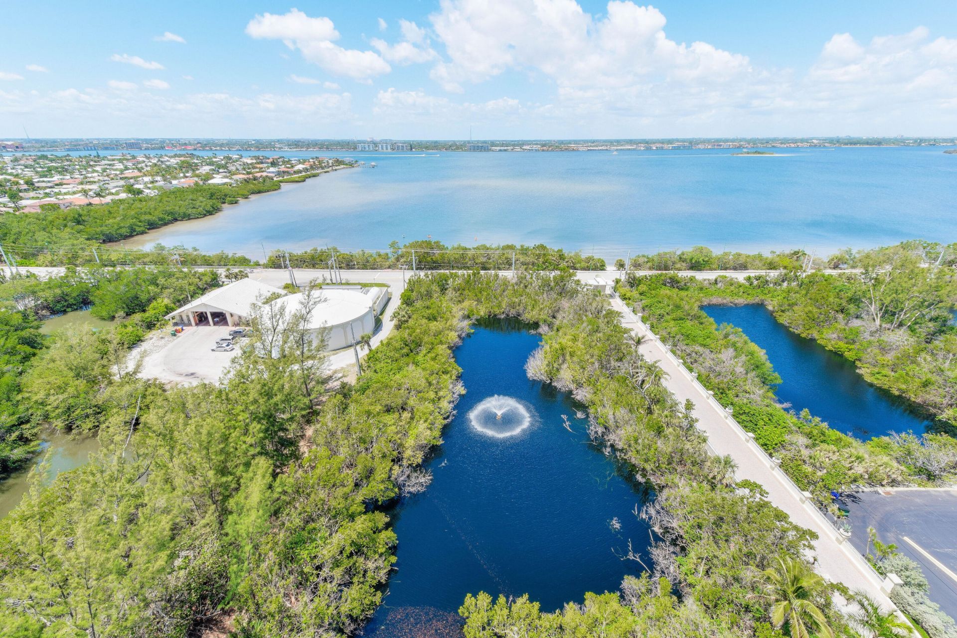 5050 N Ocean Drive, Unit 1503, Singer Island, FL 33404 Photo