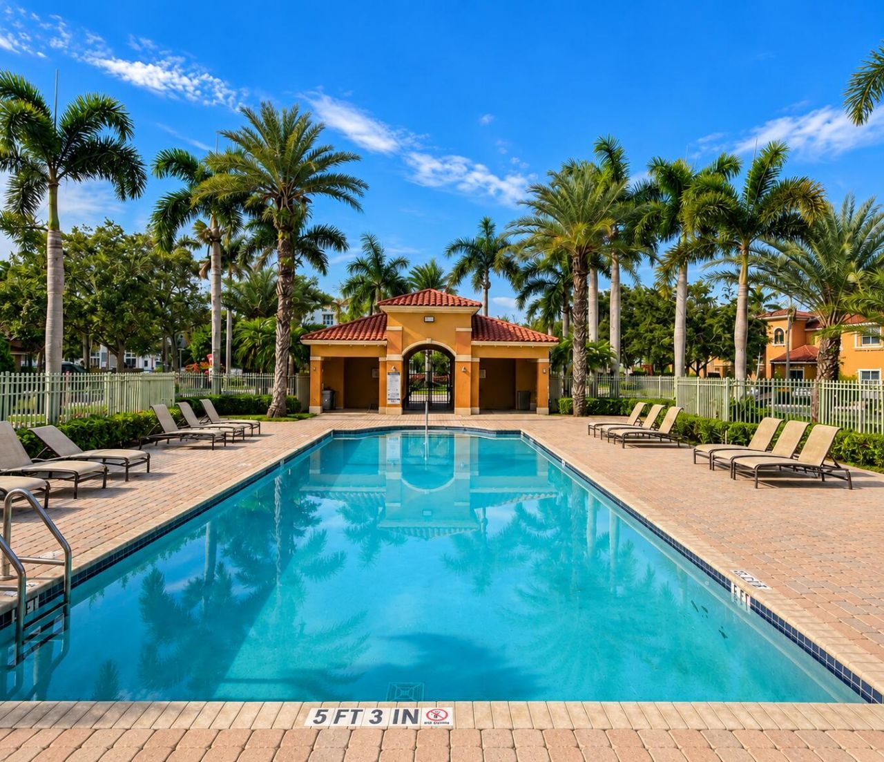 906 SW 143rd Avenue, Unit 2005, Pembroke Pines, FL 33027 Photo