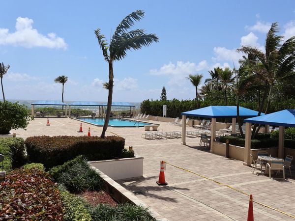 2000 S OCEAN Boulevard, Unit LG, Lauderdale-By-The-Sea, FL 33062