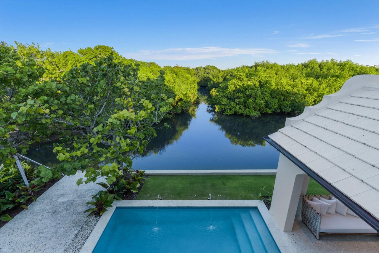 2219 Ibis Isle Road E, Palm Beach, FL 33480 Photo
