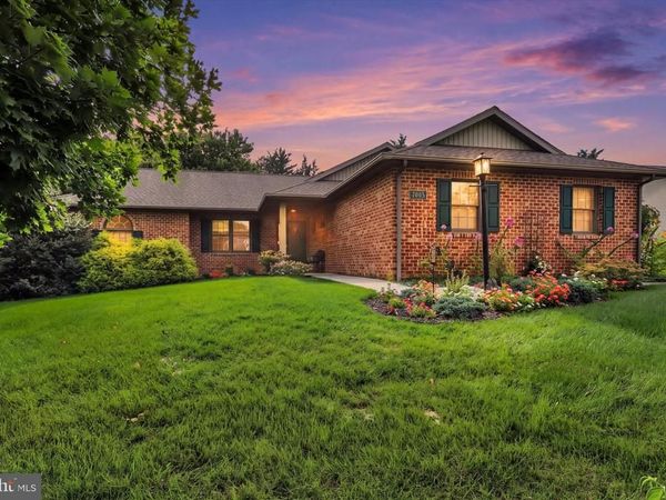 7033 AUGUSTA NATIONAL, FAYETTEVILLE, PA 17222
