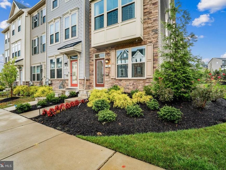 174 Bethlehem Place, Brooklyn Park, MD 21225 Main Photo