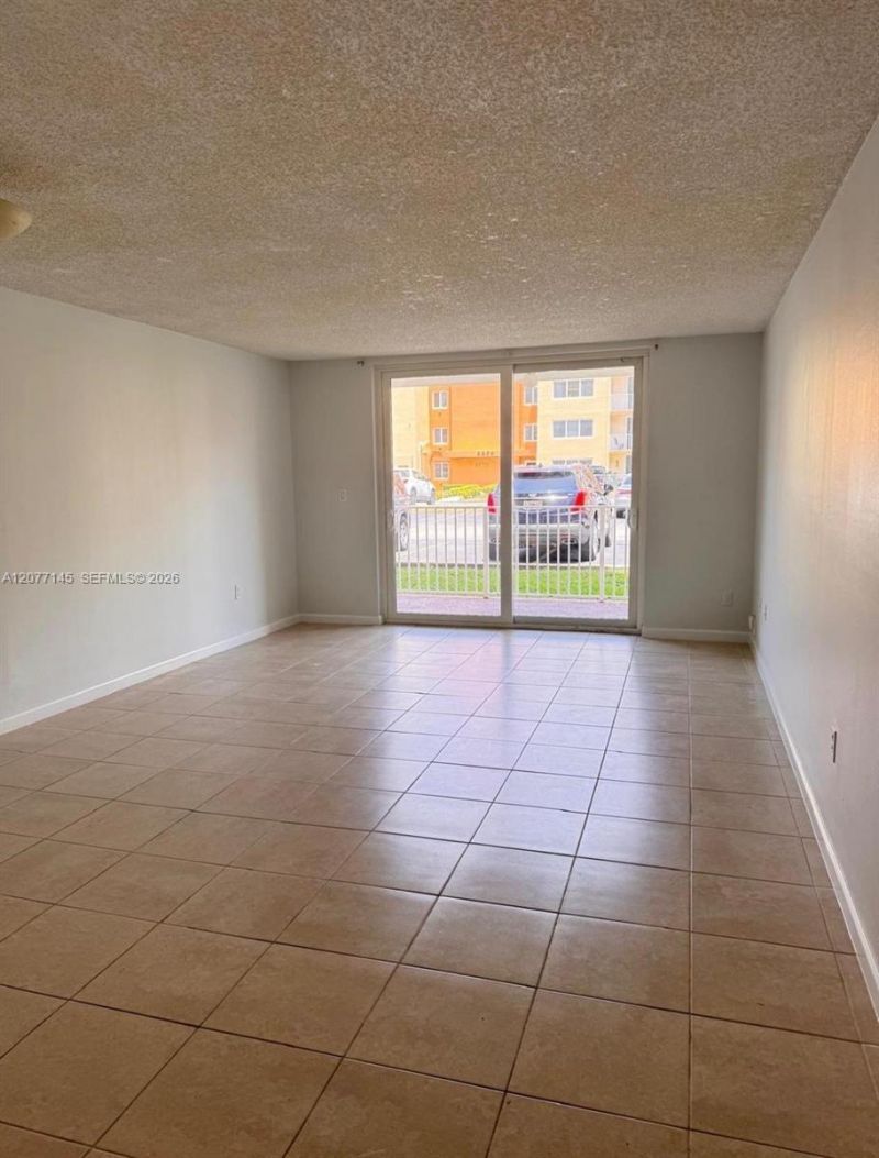 6960 Miami Gardens Dr , Unit 2-225, Hialeah, FL 33015 Photo