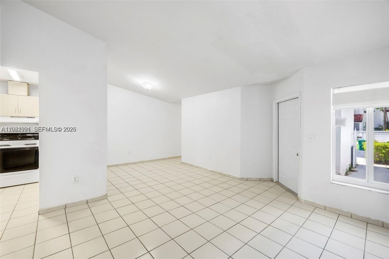 8421 SW 209th St, Unit 8421, Cutler Bay, FL 33189 Photo