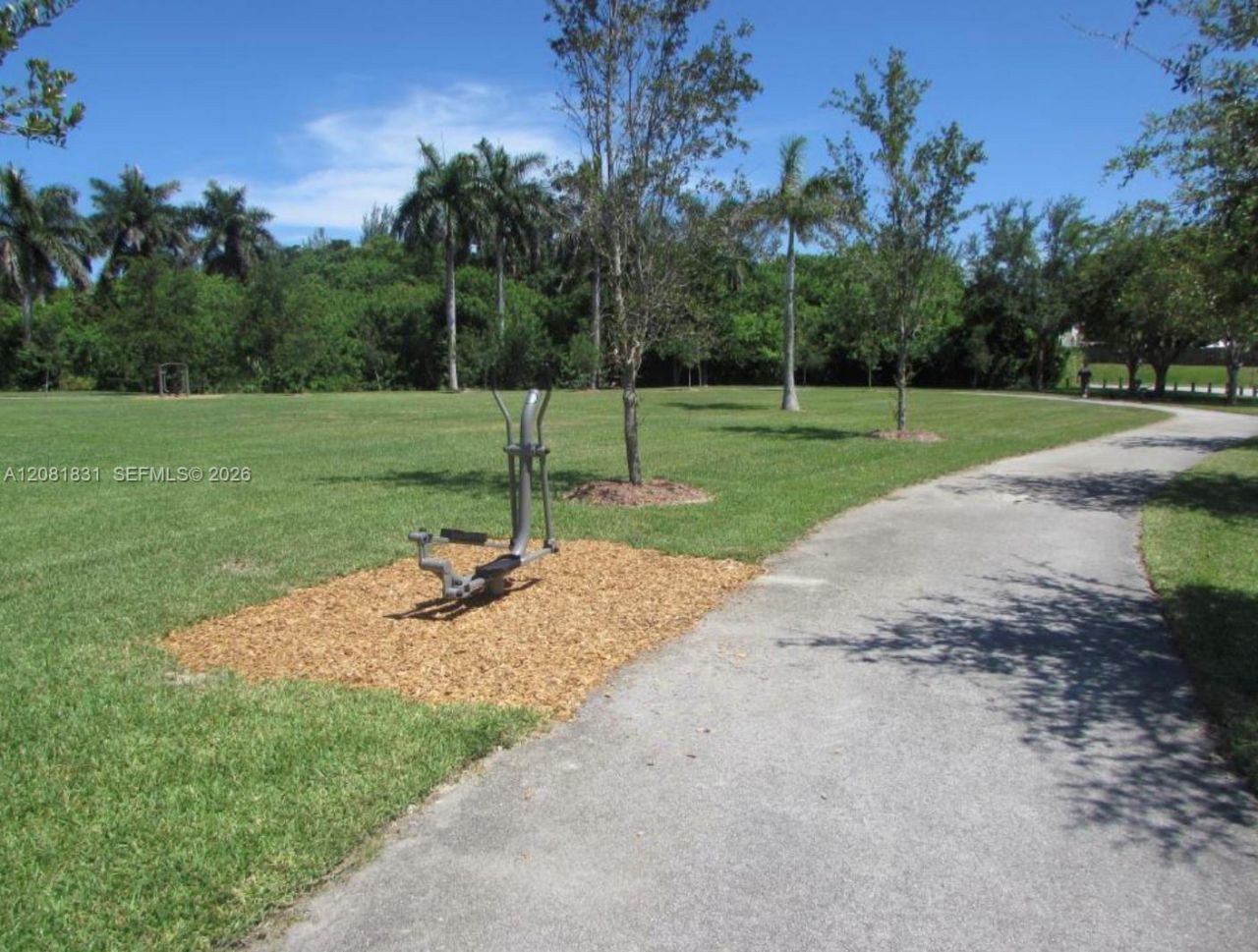 8421 SW 209th St, Unit 8421, Cutler Bay, FL 33189 Photo