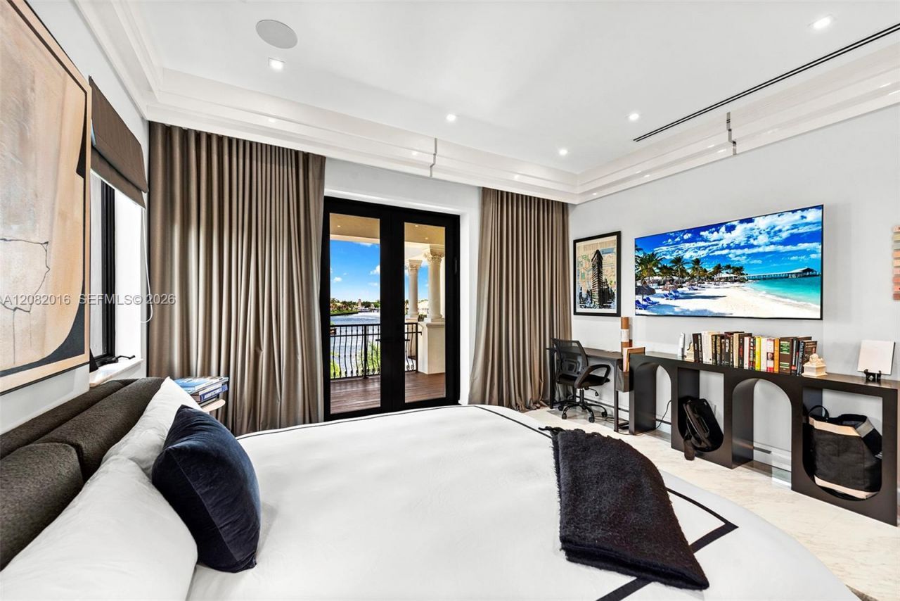 498 N Parkway Pkwy , Golden Beach, FL 33160 Photo