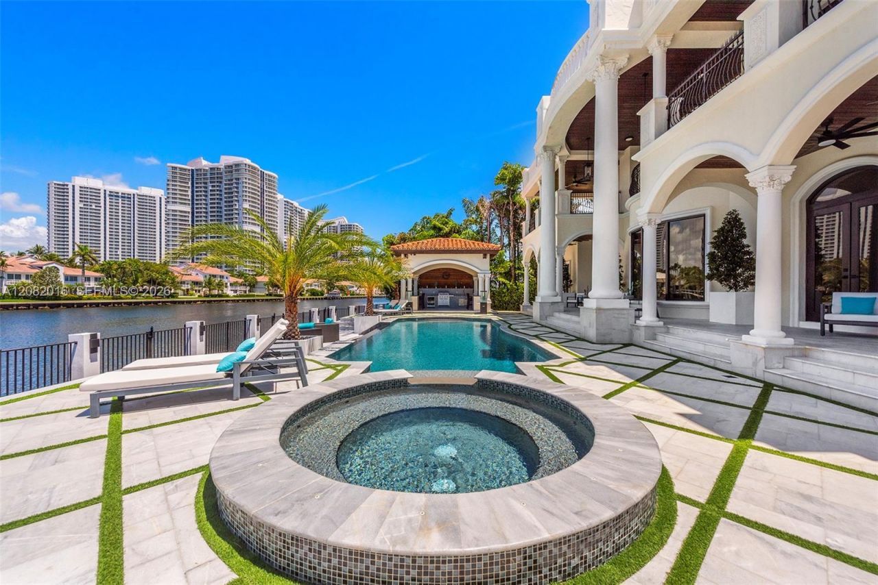 498 N Parkway Pkwy , Golden Beach, FL 33160 Photo