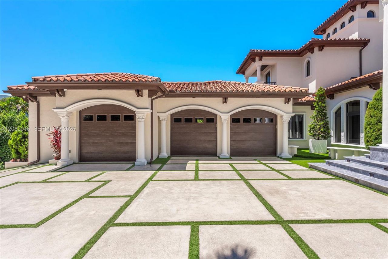 498 N Parkway Pkwy , Golden Beach, FL 33160 Photo