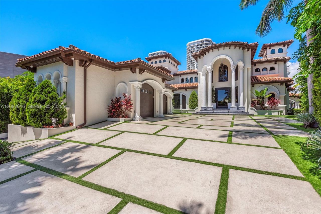 498 N Parkway Pkwy , Golden Beach, FL 33160 Photo
