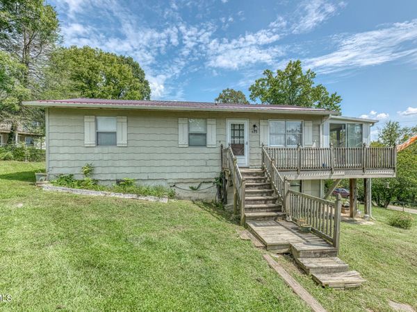 329 Greystone Drive, Bluff City, TN 37618
