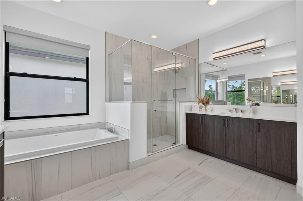 20390 Fair Oak Ln , Estero, FL 33928 Photo