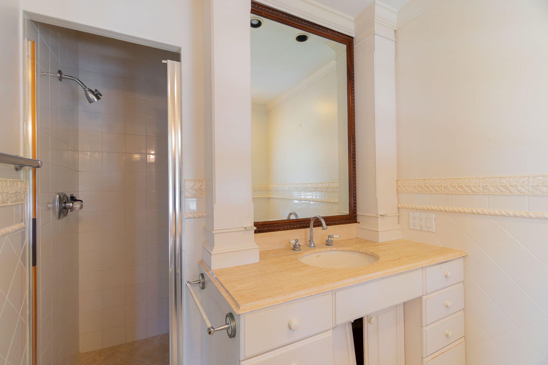 210 Belmonte Road, West Palm Beach, FL 33405 Photo