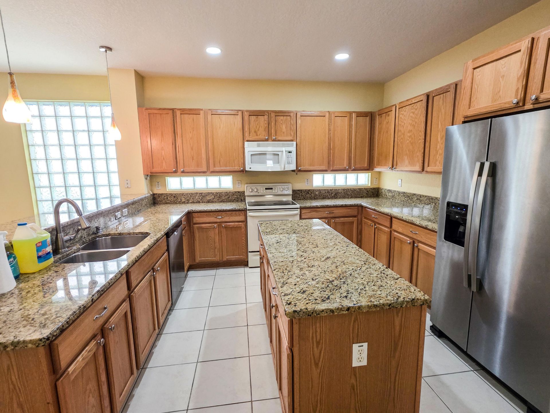 873 Gazetta Way, West Palm Beach, FL 33413 Photo