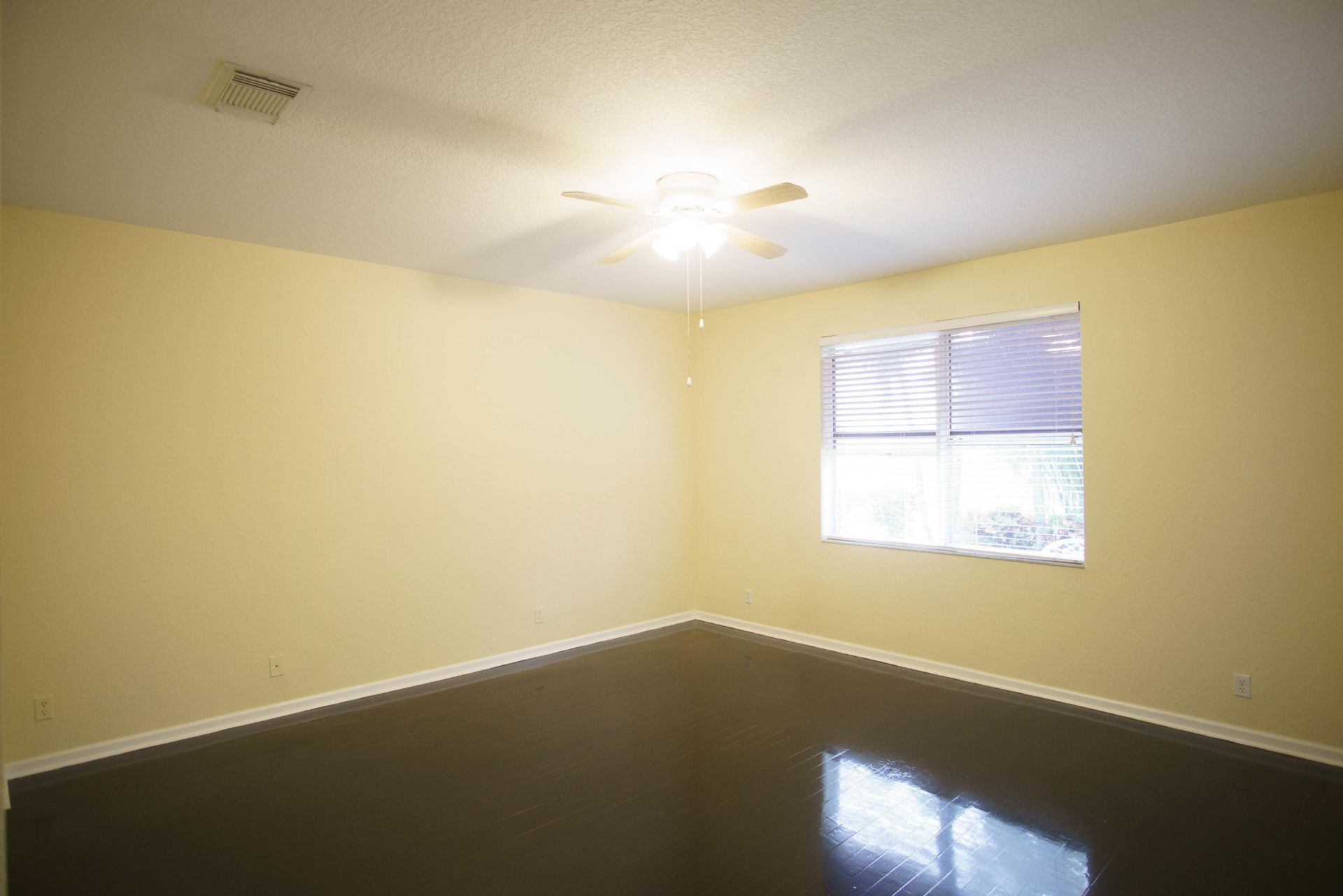 873 Gazetta Way, West Palm Beach, FL 33413 Photo