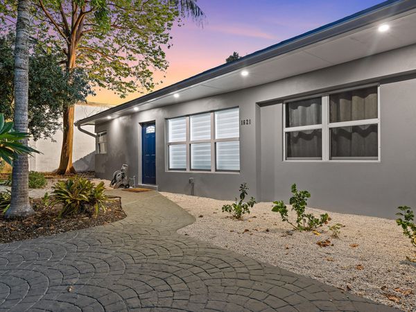 1621 NE 1ST Avenue, Pompano Beach, FL 33060