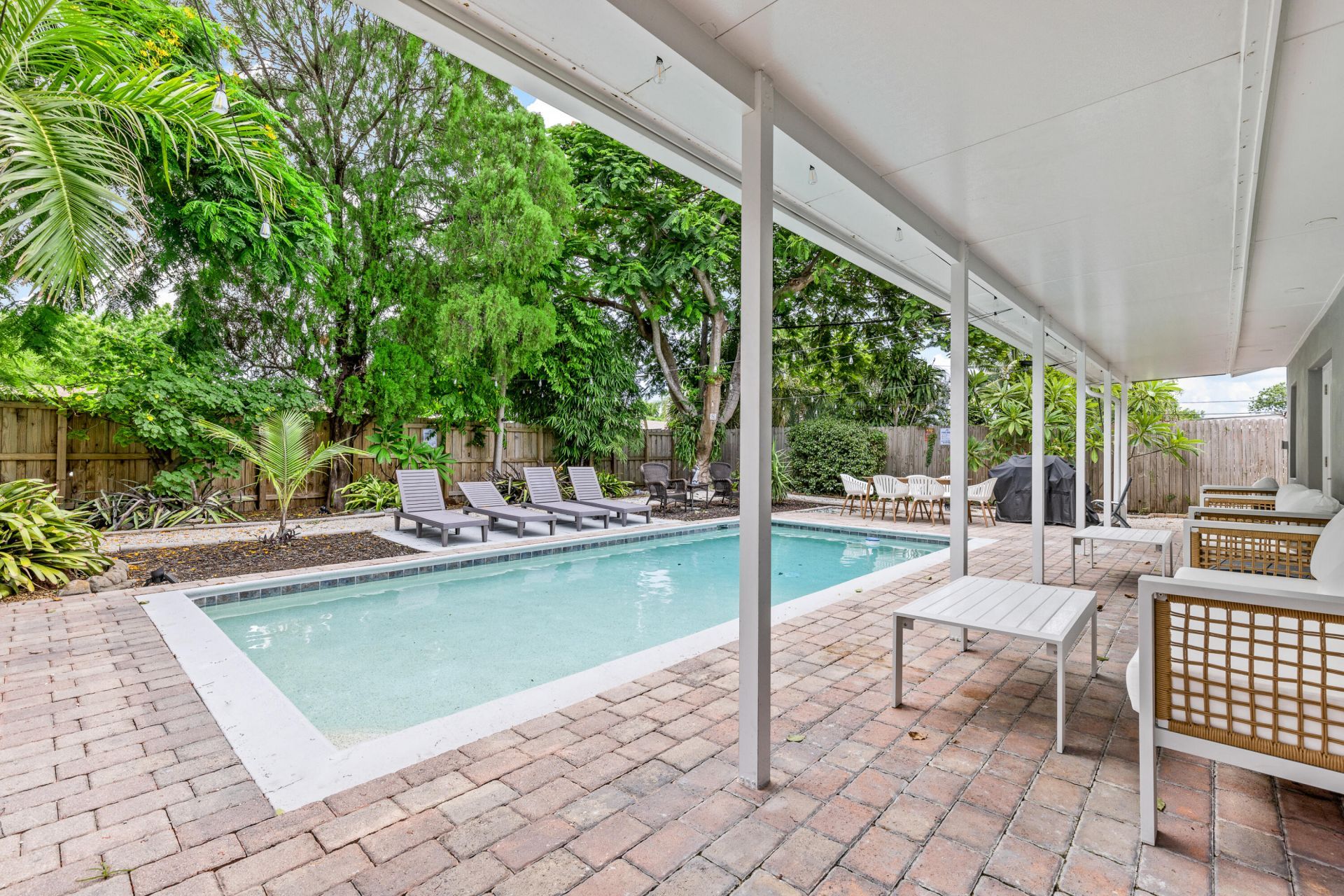 1621 NE 1st Avenue, Pompano Beach, FL 33060 Photo