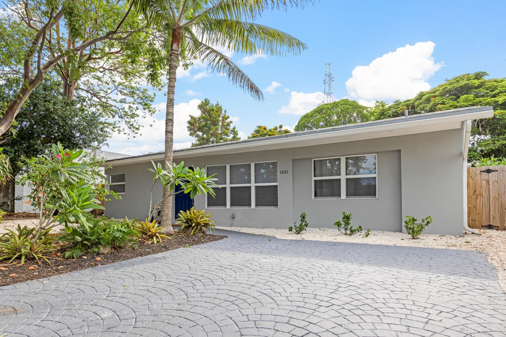 1621 NE 1st Avenue, Pompano Beach, FL 33060 Photo