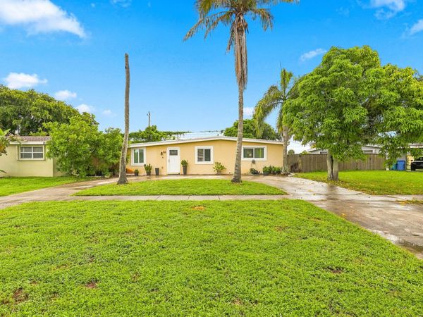 730 GARDENIA Drive, Royal Palm Beach, FL 33411