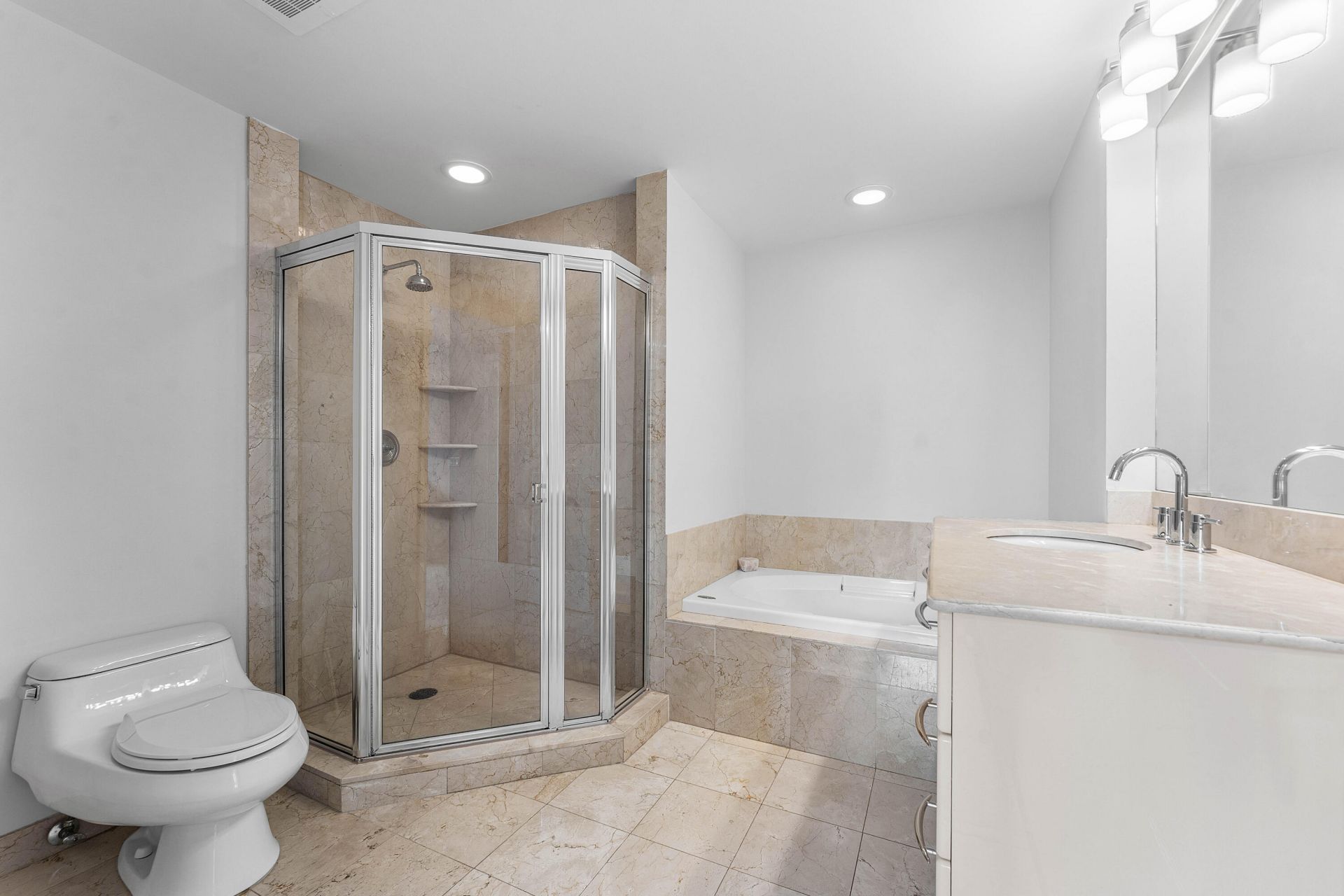 350 SE 2nd Street, Unit 1730, Fort Lauderdale, FL 33301 Photo