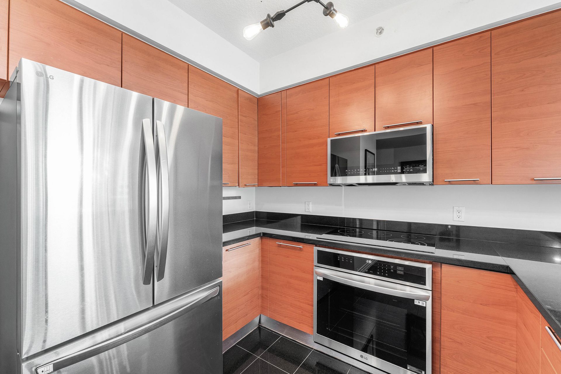 350 SE 2nd Street, Unit 1730, Fort Lauderdale, FL 33301 Photo