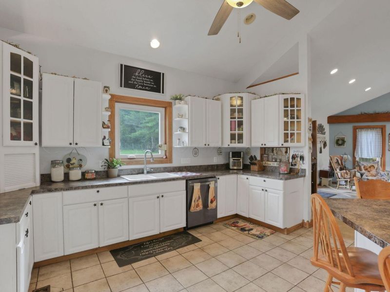 14300 Mount Perry Road, Mount Perry, OH 43760 Photo 22