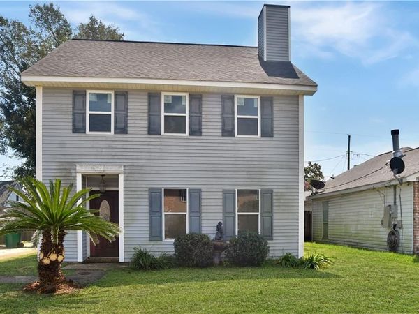 108 RIVER POINT Drive, Destrehan, LA 70047