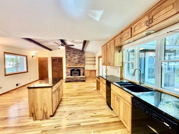410 Betty Lane, West Saint Paul, MN 55118