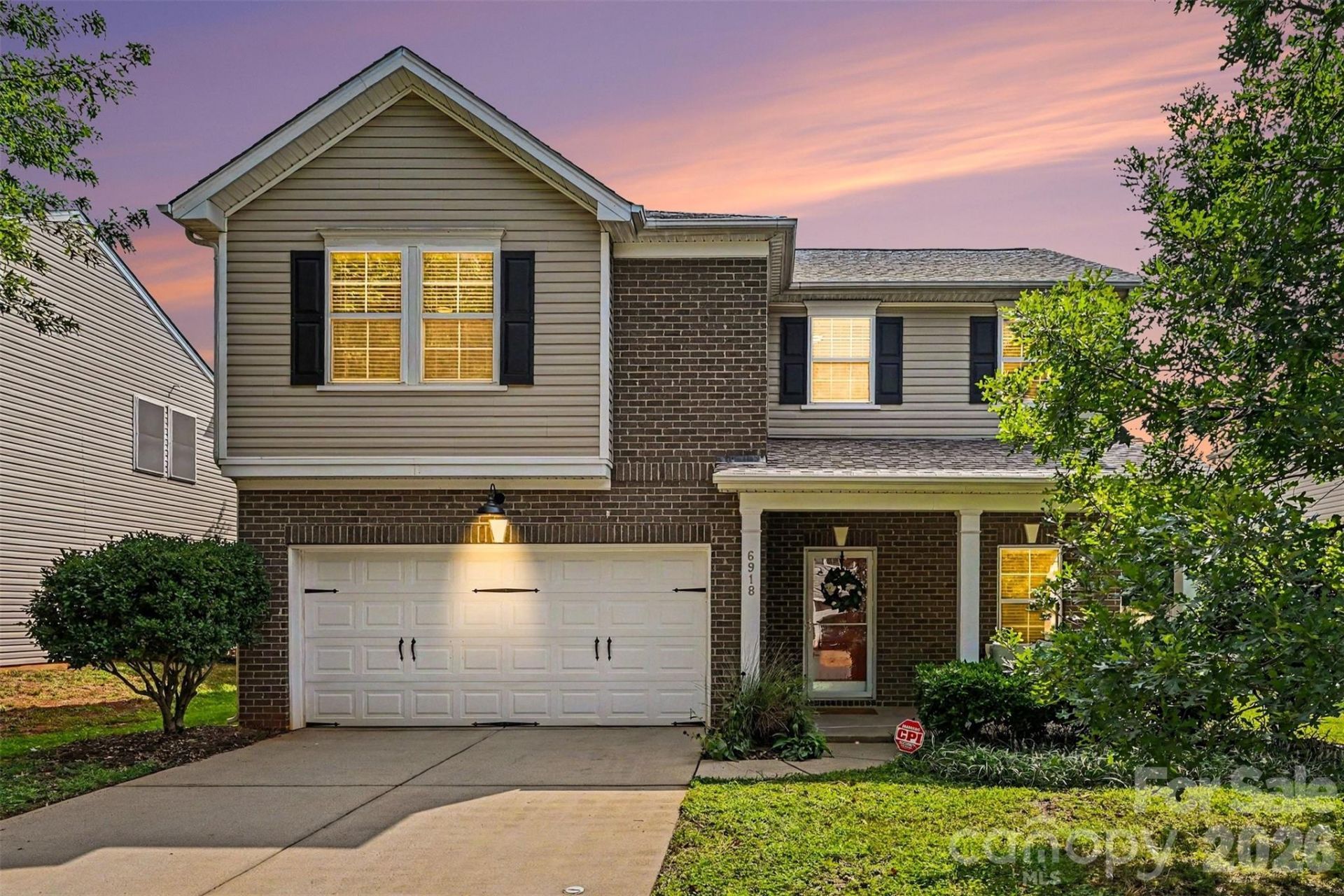 6918 Barefoot Forest Drive , Charlotte, NC 28269 Main Photo