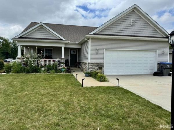 8095 E Pioneer Way, North Webster, IN 46555