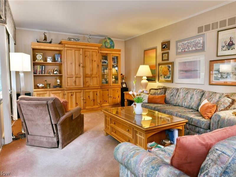 5841 Sampson Drive, Girard, OH 44420 Photo 22