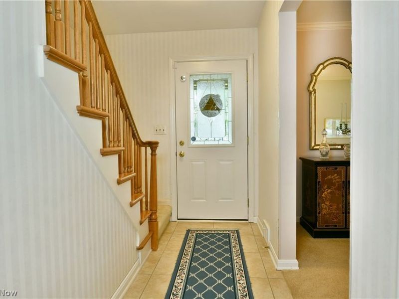 5841 Sampson Drive, Girard, OH 44420 Photo 3