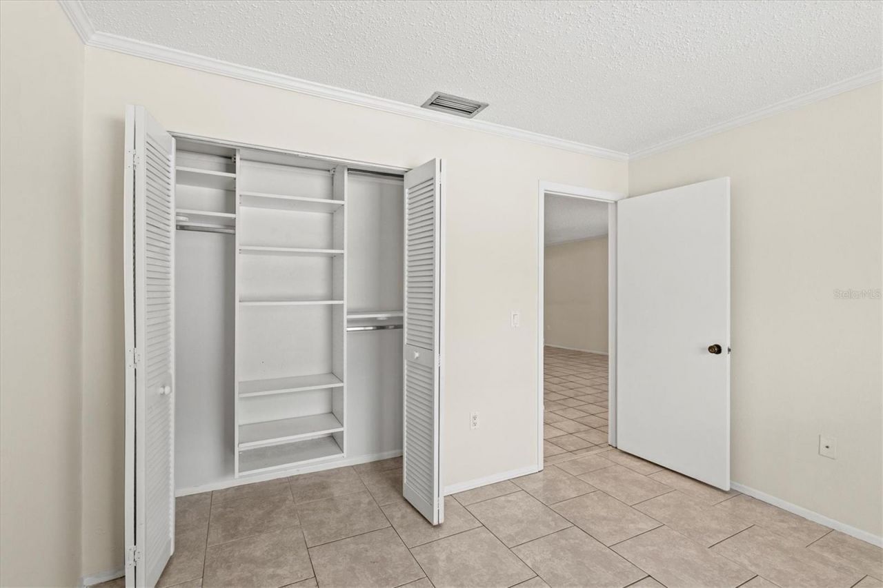 4631 Summerwind Drive , Unit 16, Sarasota, FL 34234 Photo