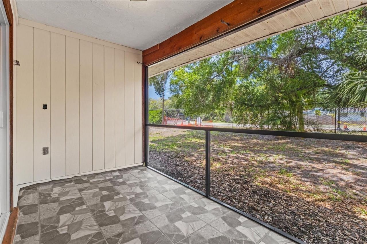 4631 Summerwind Drive , Unit 16, Sarasota, FL 34234 Photo