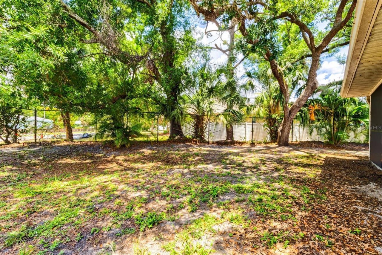 4631 Summerwind Drive , Unit 16, Sarasota, FL 34234 Photo