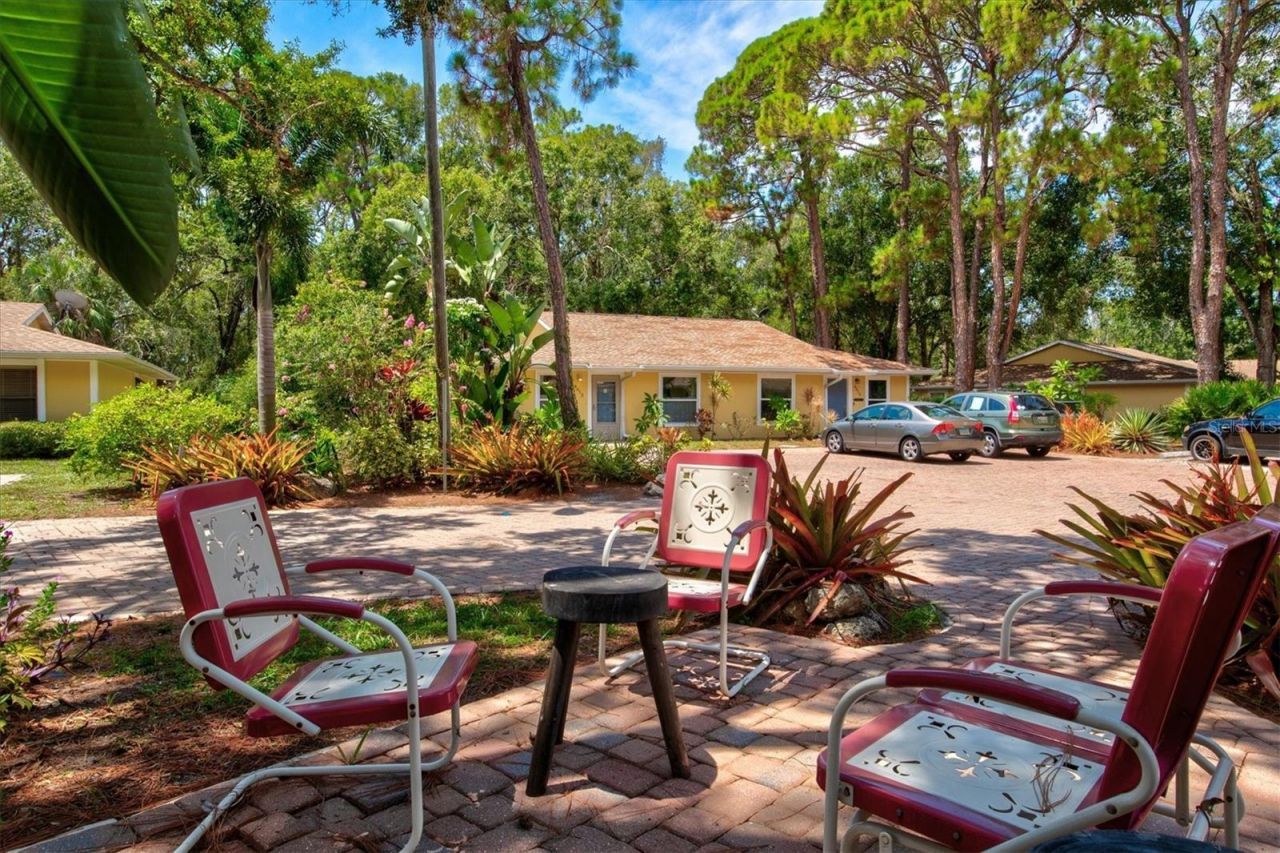 4631 Summerwind Drive , Unit 16, Sarasota, FL 34234 Photo