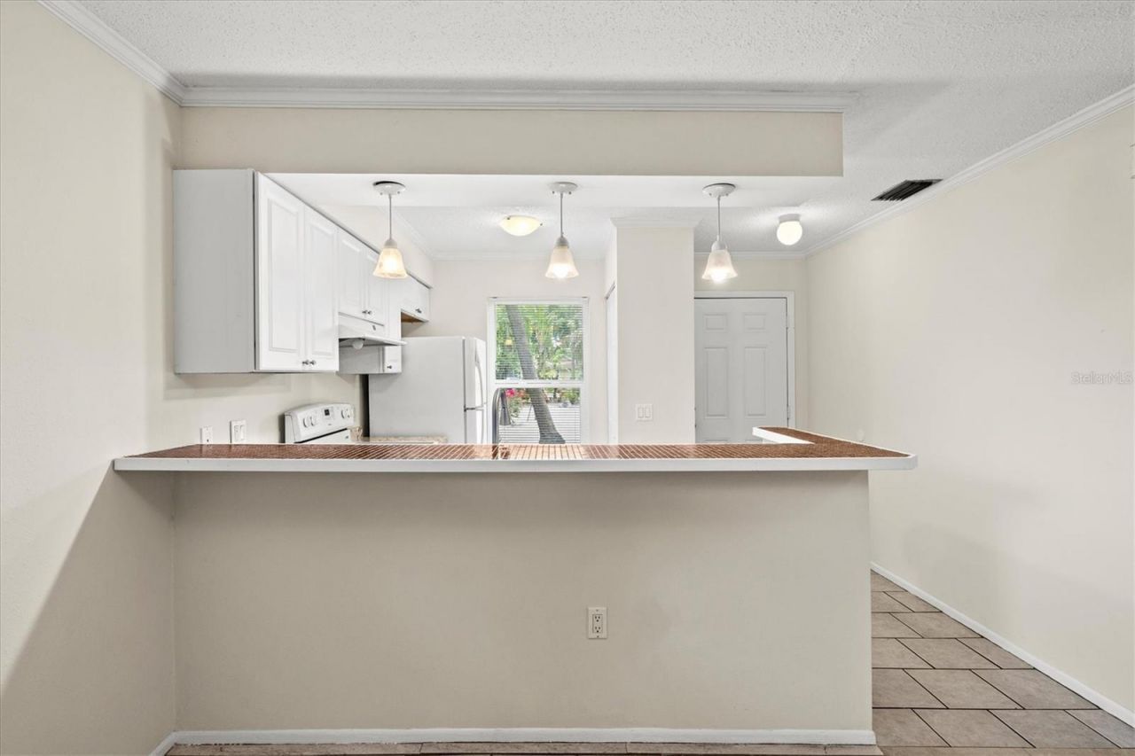 4631 Summerwind Drive , Unit 16, Sarasota, FL 34234 Photo