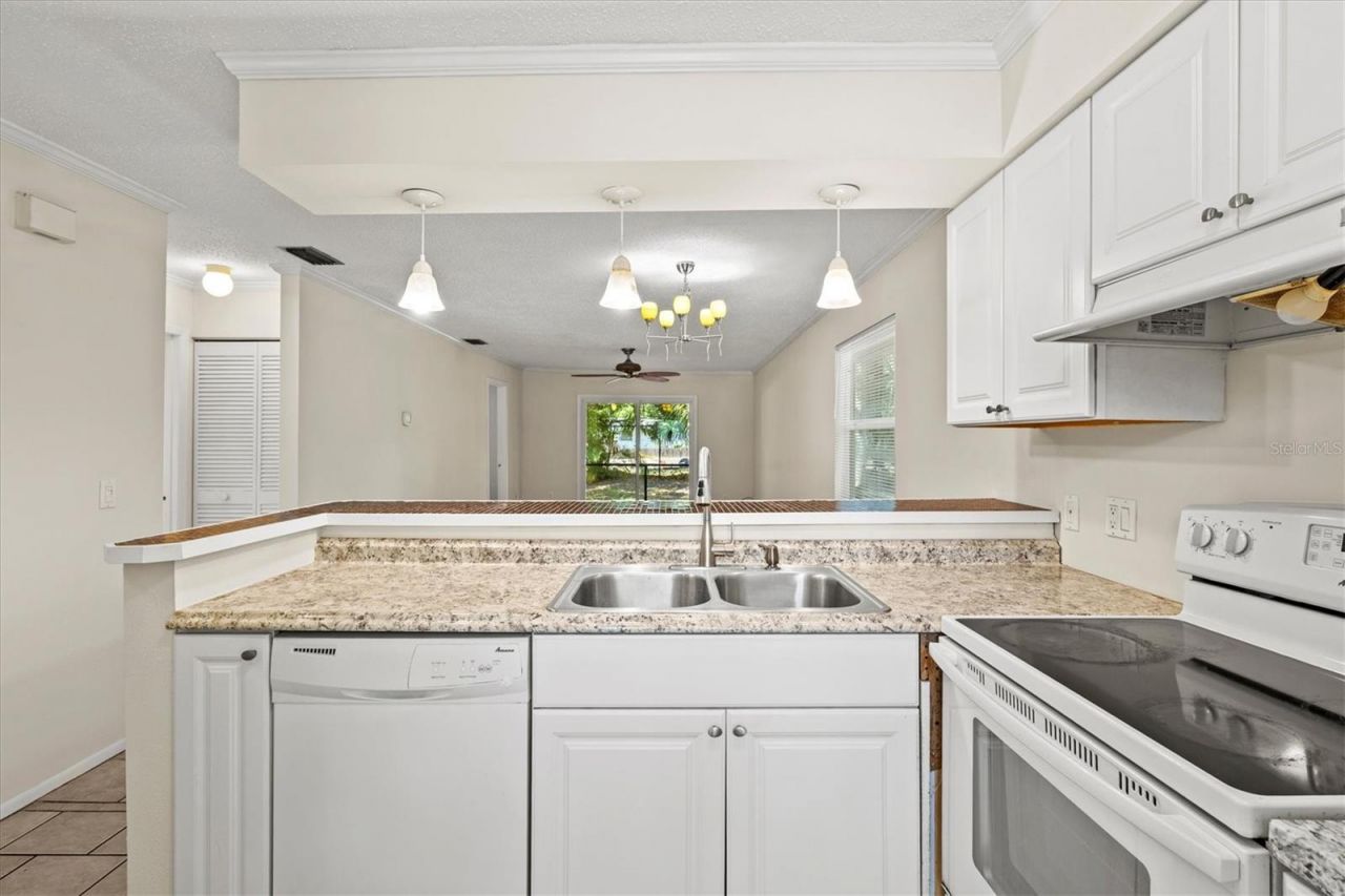 4631 Summerwind Drive , Unit 16, Sarasota, FL 34234 Photo