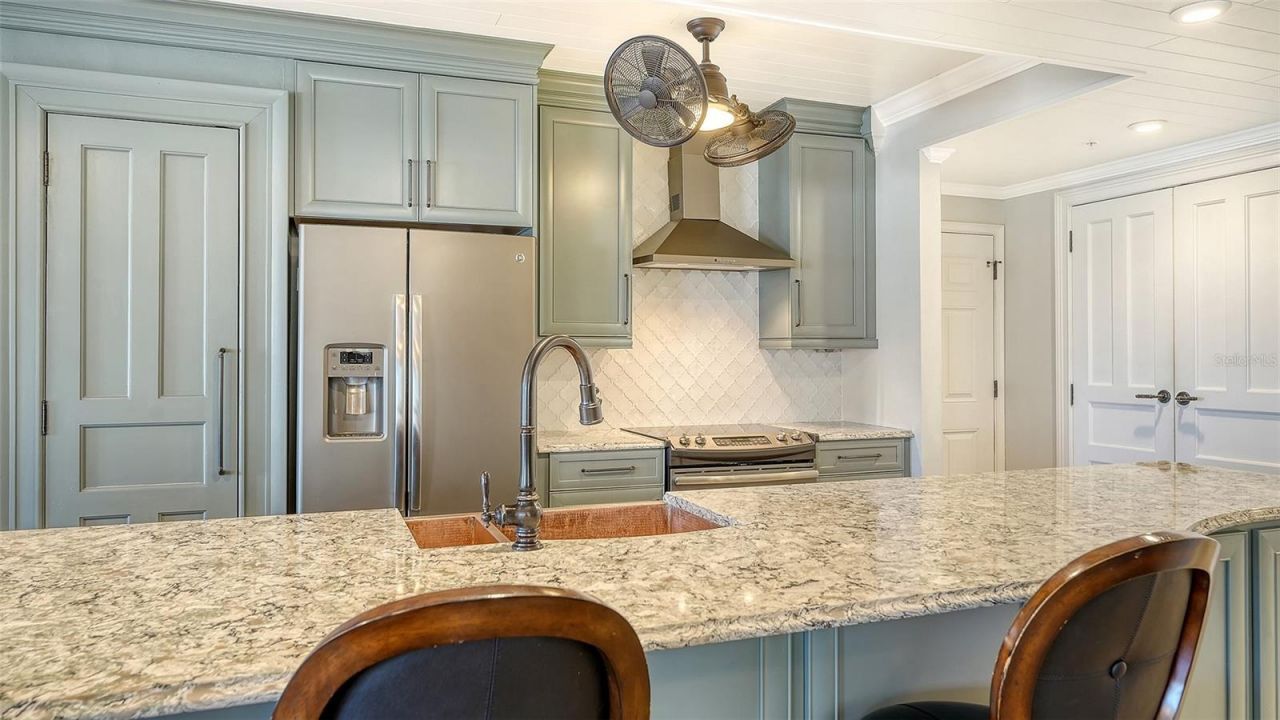 1100 Benjamin Franklin Drive, Unit 204, Sarasota, FL 34236 Photo