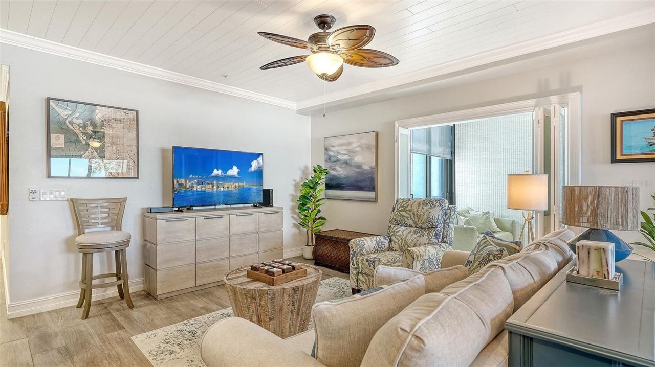 1100 Benjamin Franklin Drive, Unit 204, Sarasota, FL 34236 Photo