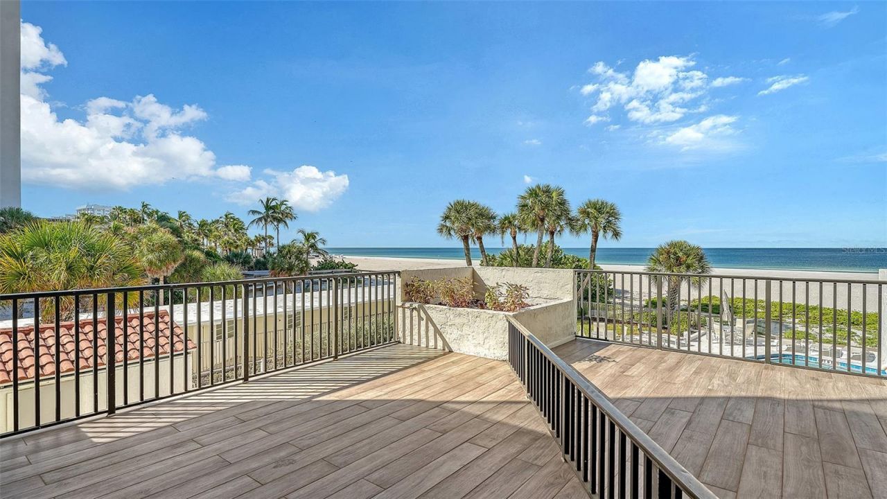1100 Benjamin Franklin Drive, Unit 204, Sarasota, FL 34236 Photo