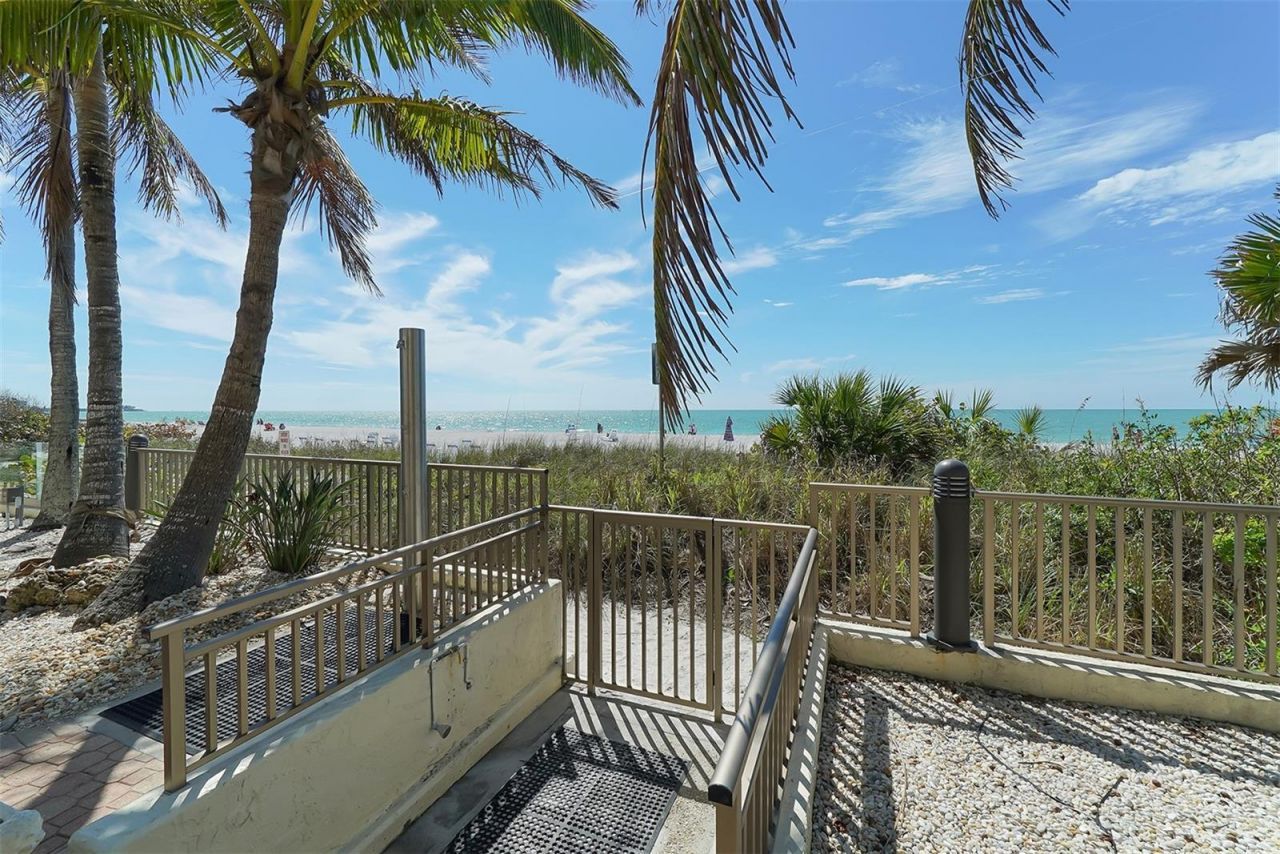 1100 Benjamin Franklin Drive, Unit 204, Sarasota, FL 34236 Photo