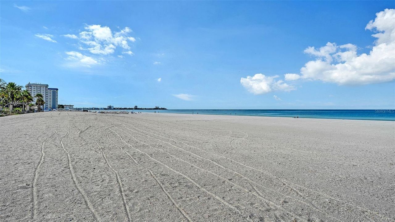 1100 Benjamin Franklin Drive, Unit 204, Sarasota, FL 34236 Photo