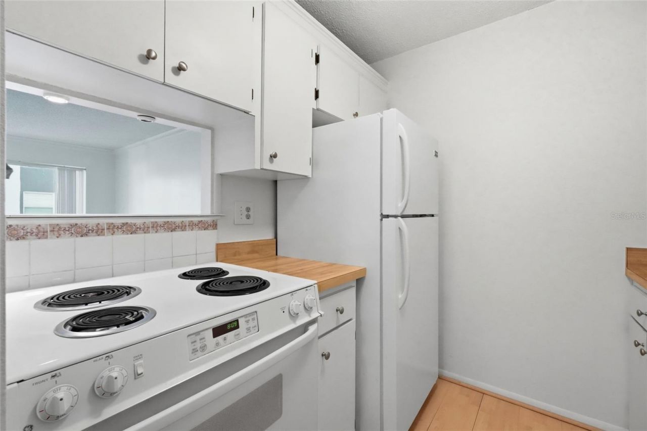 3267 Beneva Road, Unit 203, Sarasota, FL 34232 Photo