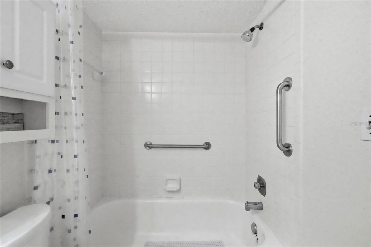 3267 Beneva Road, Unit 203, Sarasota, FL 34232 Photo