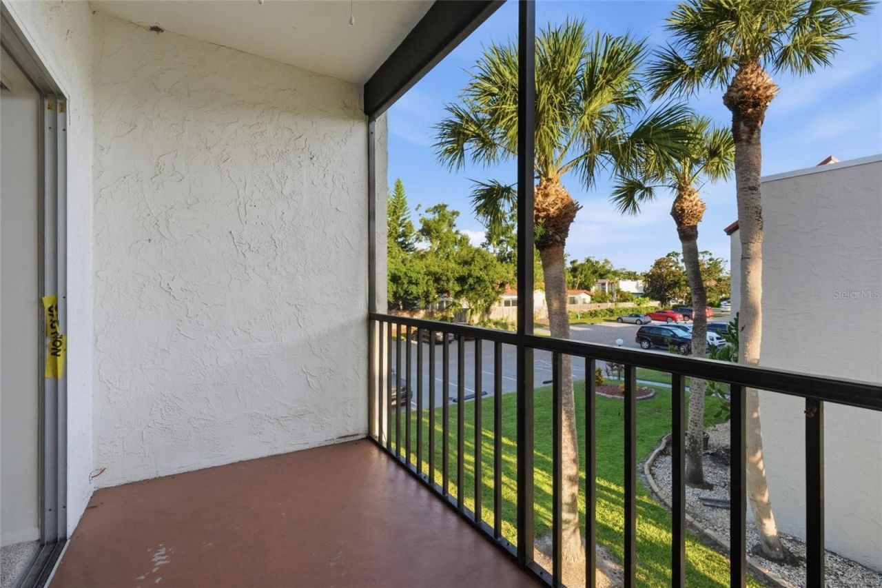 3267 Beneva Road, Unit 203, Sarasota, FL 34232 Photo